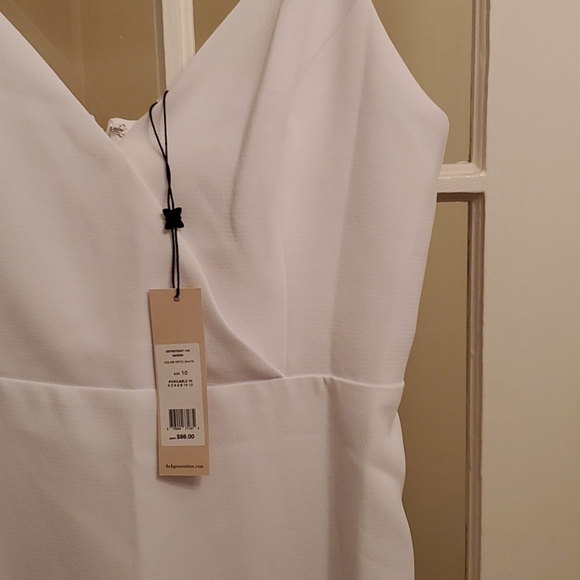 Dresses - Picture 5 of 6